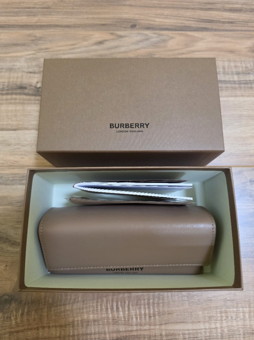 New Burberry Sunglasses Case + Box + Booklet + Lens Cloth